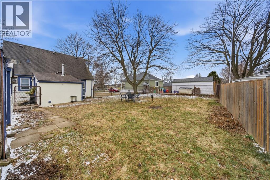 112 Dundas Street W, Paris, Ontario  N3L 1G9 - Photo 15 - 40812105