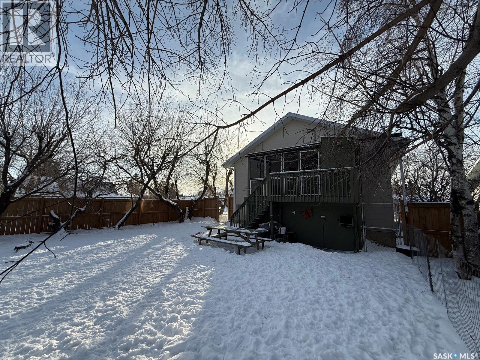 801 2nd Avenue W, Meadow Lake, Saskatchewan  S9X 1A1 - Photo 20 - SK028081