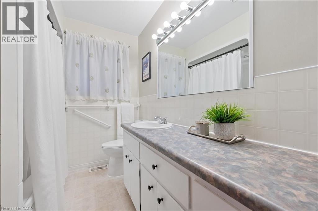 36 Bluejay Road, Elmira, Ontario  N3B 1J4 - Photo 19 - 40810991