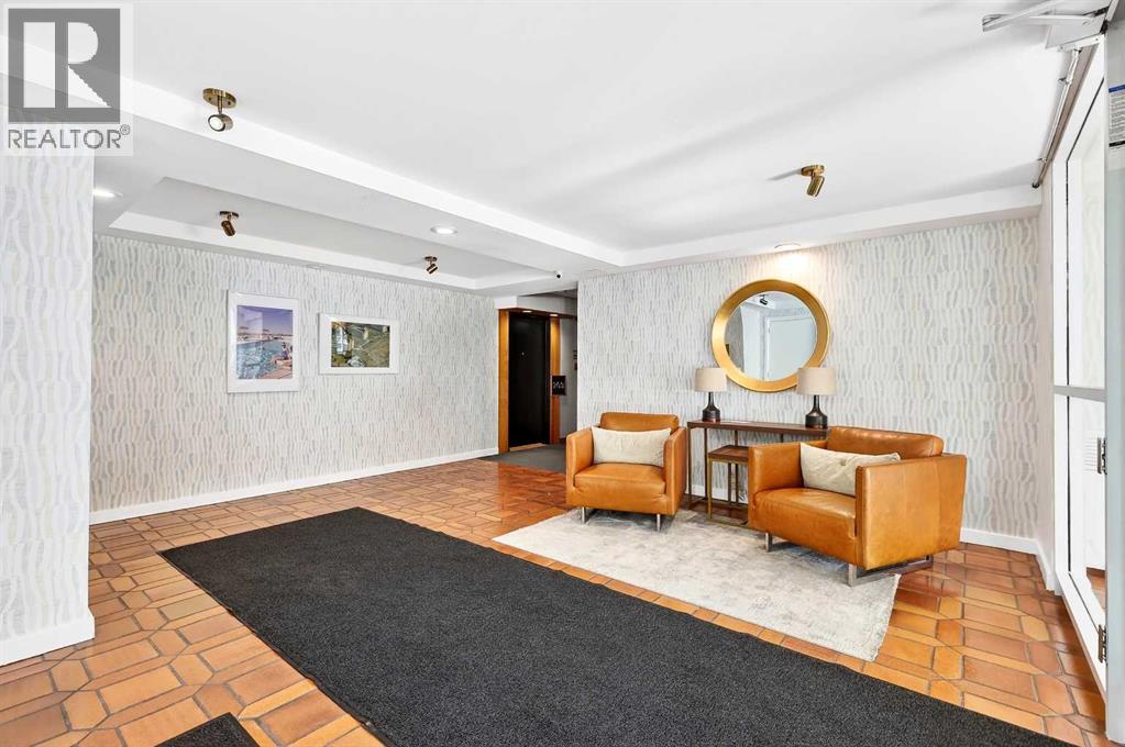 402, 3204 Rideau Place SW, Calgary, Alberta  T2S 1Z2 - Photo 2 - A2287581