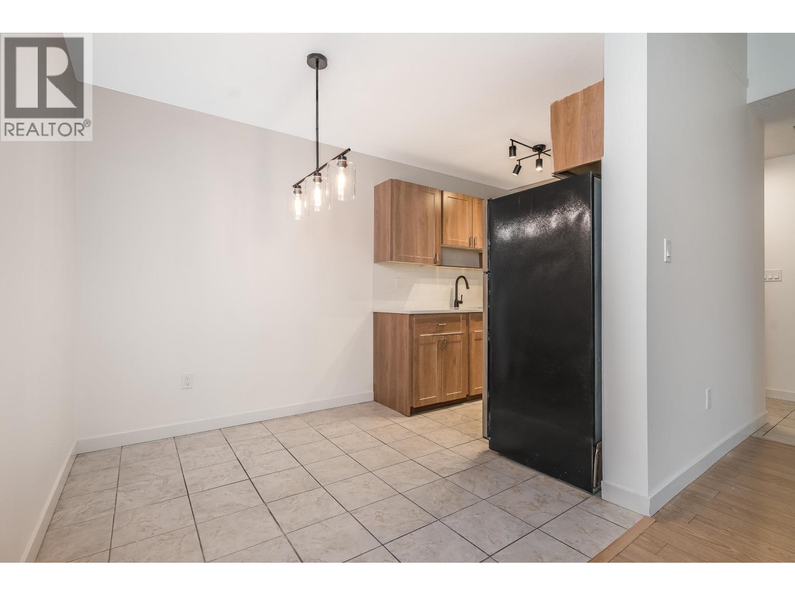 309 9101 Horne Street, Burnaby, British Columbia  V3N 4M3 - Photo 10 - R3101043