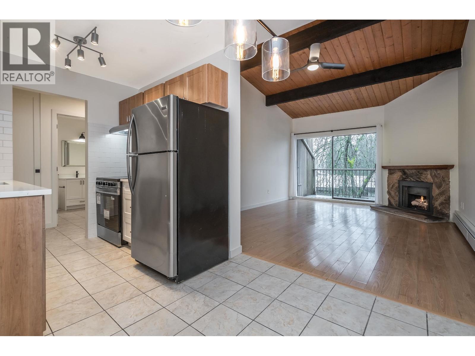 309 9101 Horne Street, Burnaby, British Columbia  V3N 4M3 - Photo 7 - R3101043