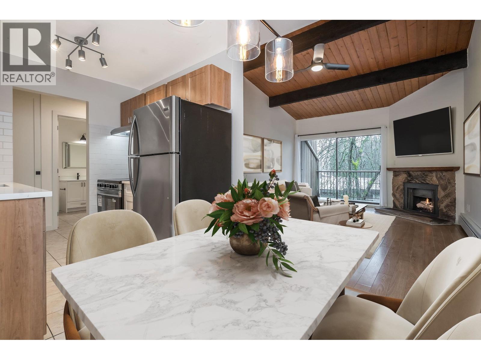 309 9101 HORNE STREET, Burnaby, British Columbia