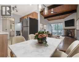 <div class="price">$448,000</div> 309 9101 Horne Street, Burnaby<br><div style="margin-bottom:8px;"><small>Amex Broadway West Realty</small></div><div class='bed_bath'>1 Bed | 1 Bath</div>