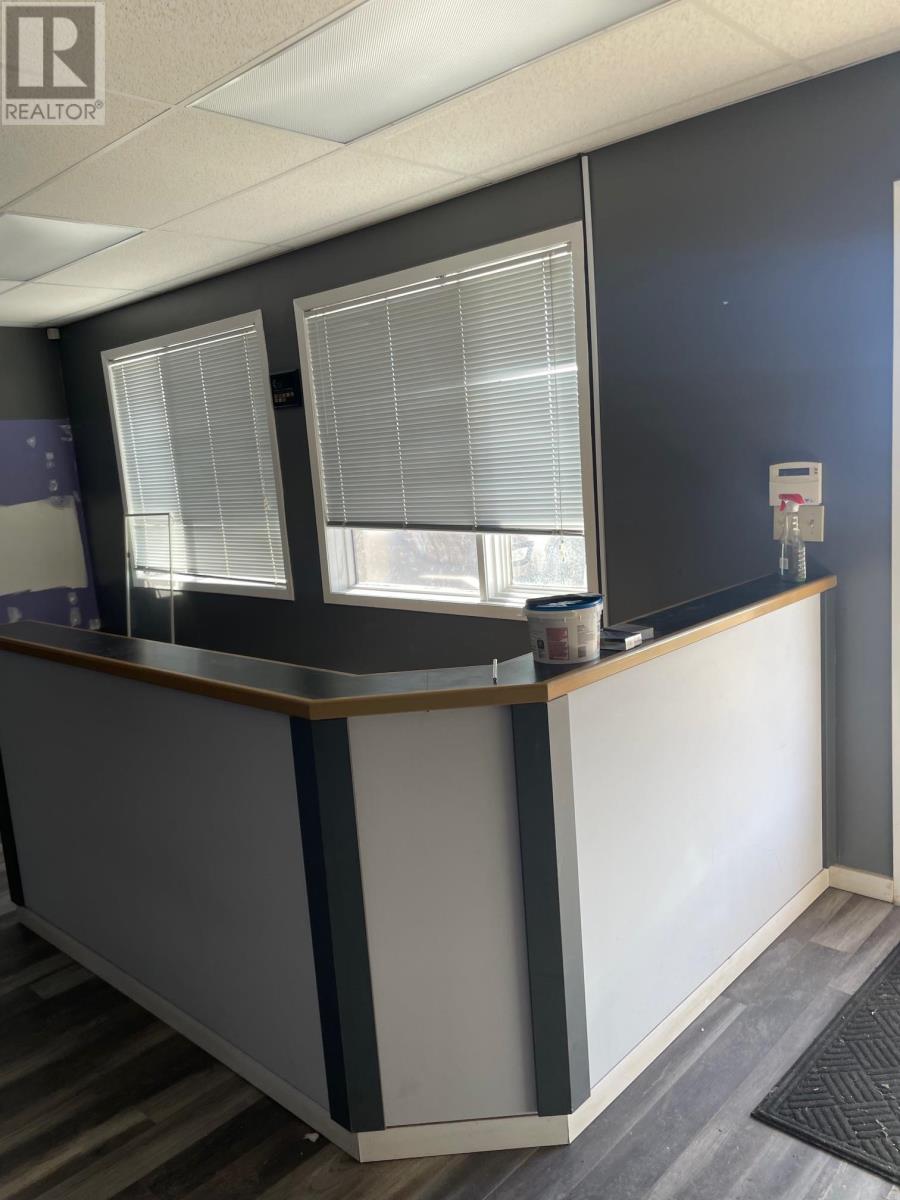 905 A Copper Cres, Thunder Bay, Ontario P7B 6G1 - Photo 2 - TB2600483