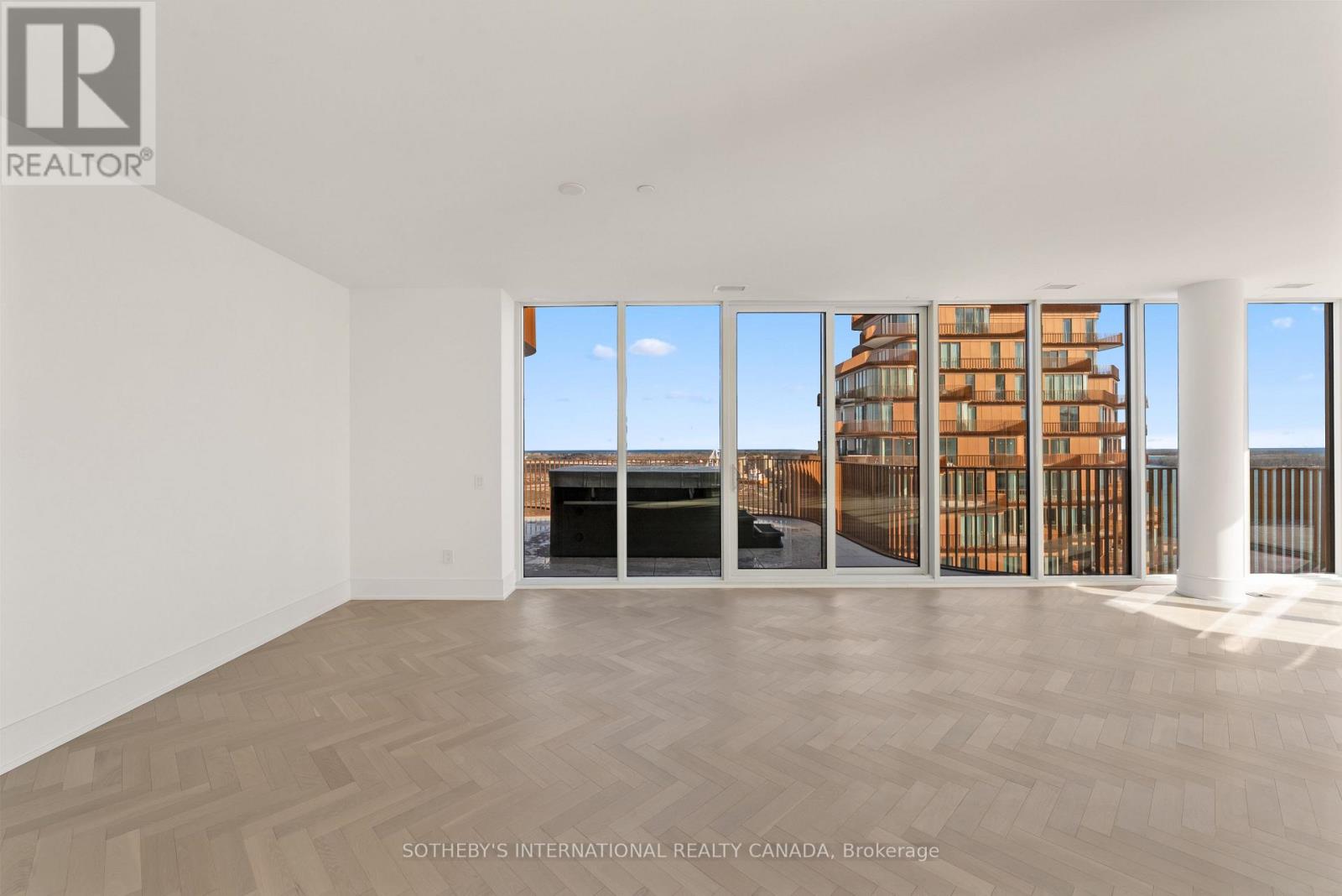 1322 - 155 Merchants' Wharf, Toronto, Ontario  M5A 0Y4 - Photo 11 - C12888016