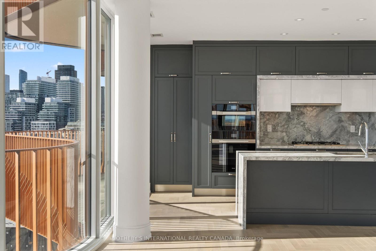 1322 - 155 Merchants' Wharf, Toronto, Ontario  M5A 0Y4 - Photo 5 - C12888016