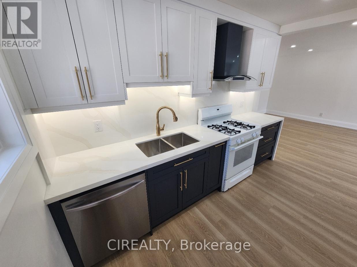 Main - 31 Bailey Crescent, Aurora (Aurora Highlands), Ontario  L4G 2B2 - Photo 8 - N12886208