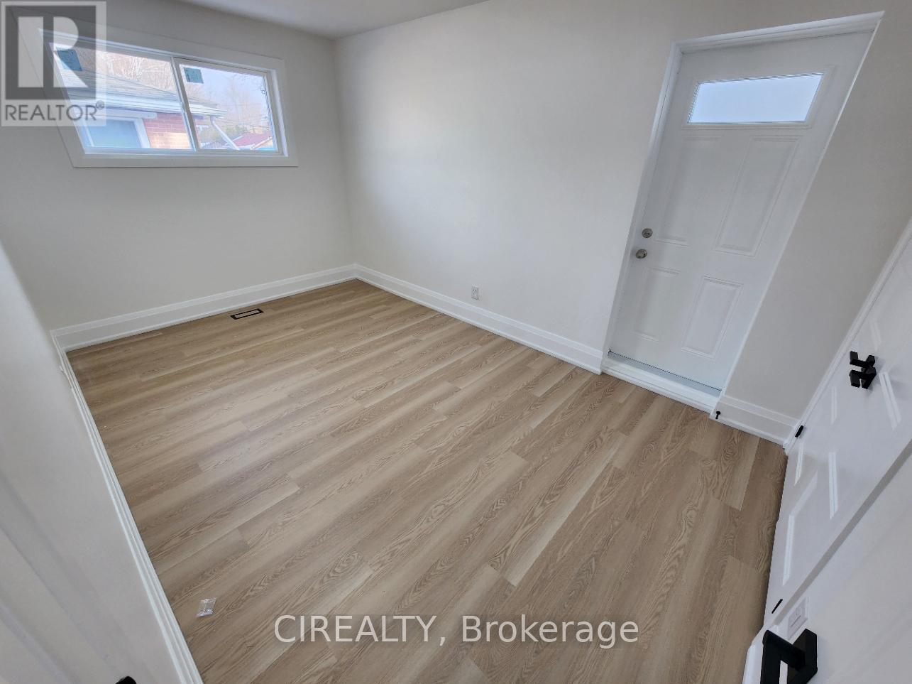 Main - 31 Bailey Crescent, Aurora (Aurora Highlands), Ontario  L4G 2B2 - Photo 15 - N12886208