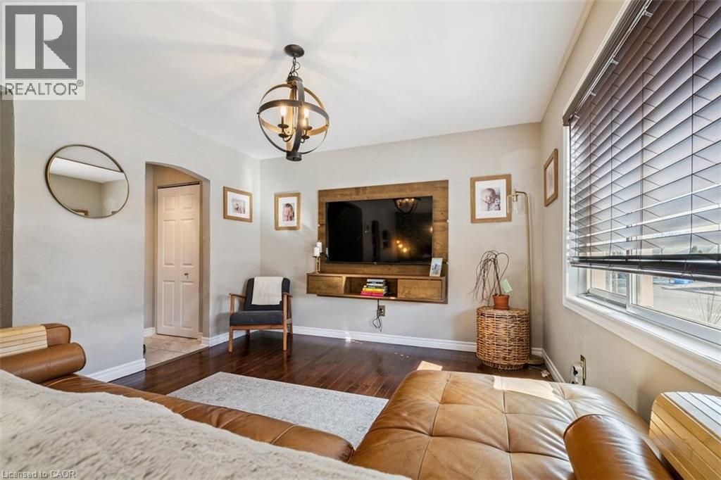 41 Baldwin Street, Dundas, Ontario  L9H 1A7 - Photo 6 - 40807880