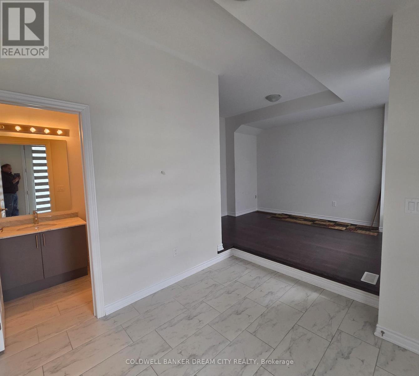 57 Camino Real Drive S, Caledon, Ontario  L7C 1Z9 - Photo 3 - W12857266