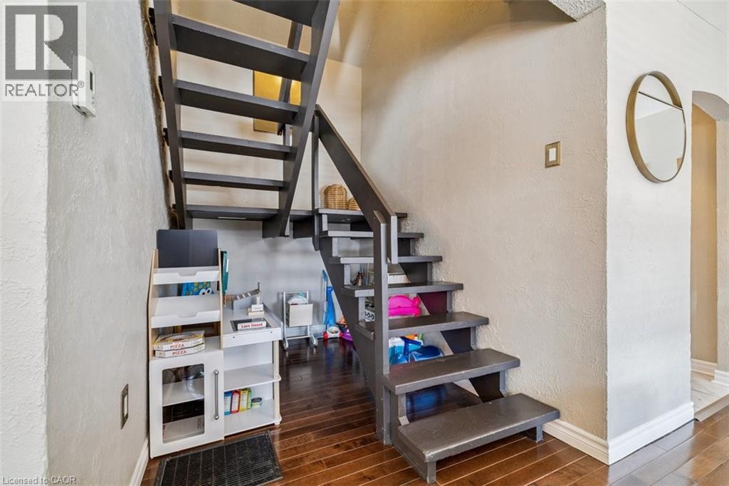 41 Baldwin Street, Dundas, Ontario  L9H 1A7 - Photo 15 - 40807880