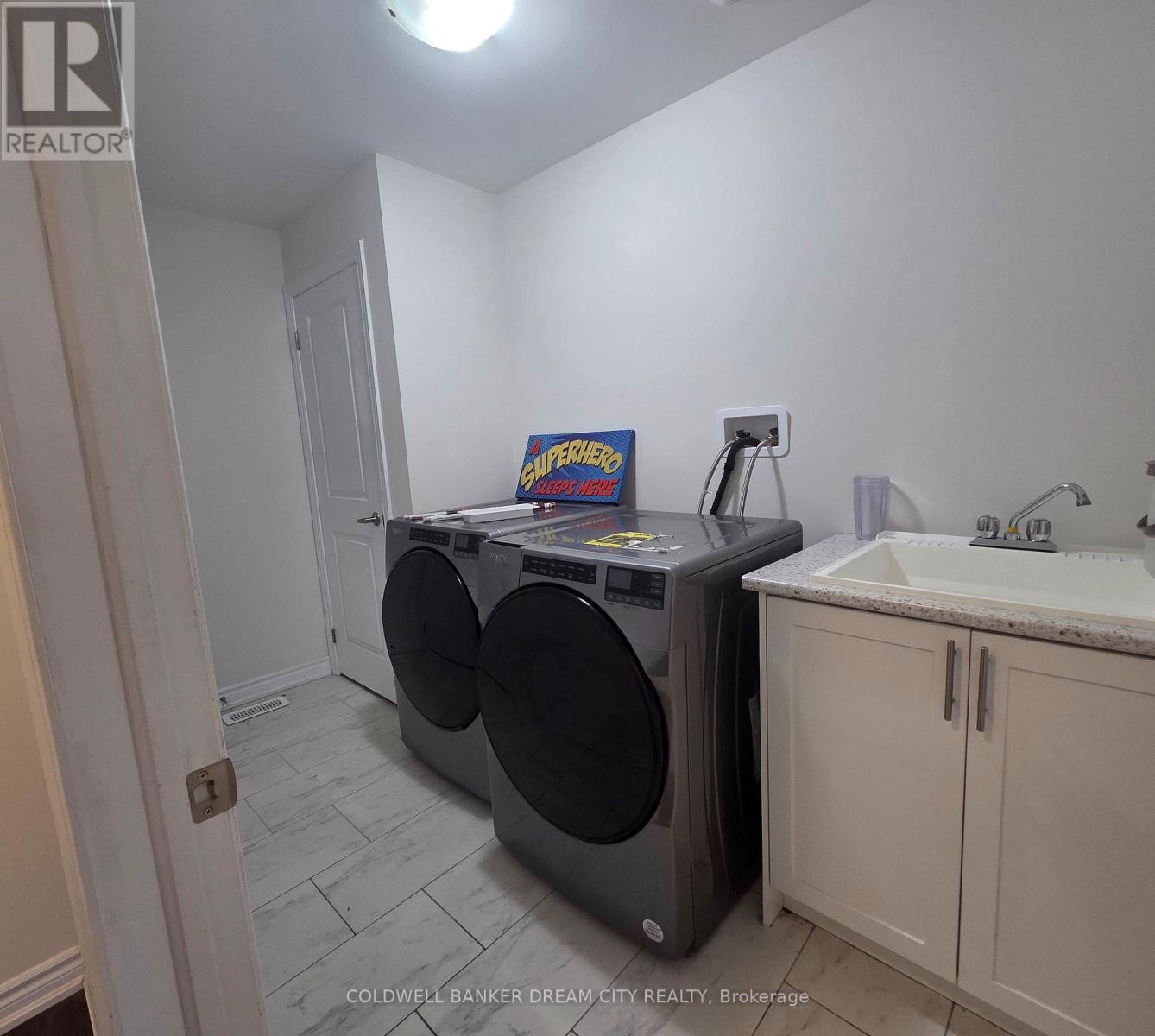 57 Camino Real Drive S, Caledon, Ontario  L7C 1Z9 - Photo 4 - W12857266