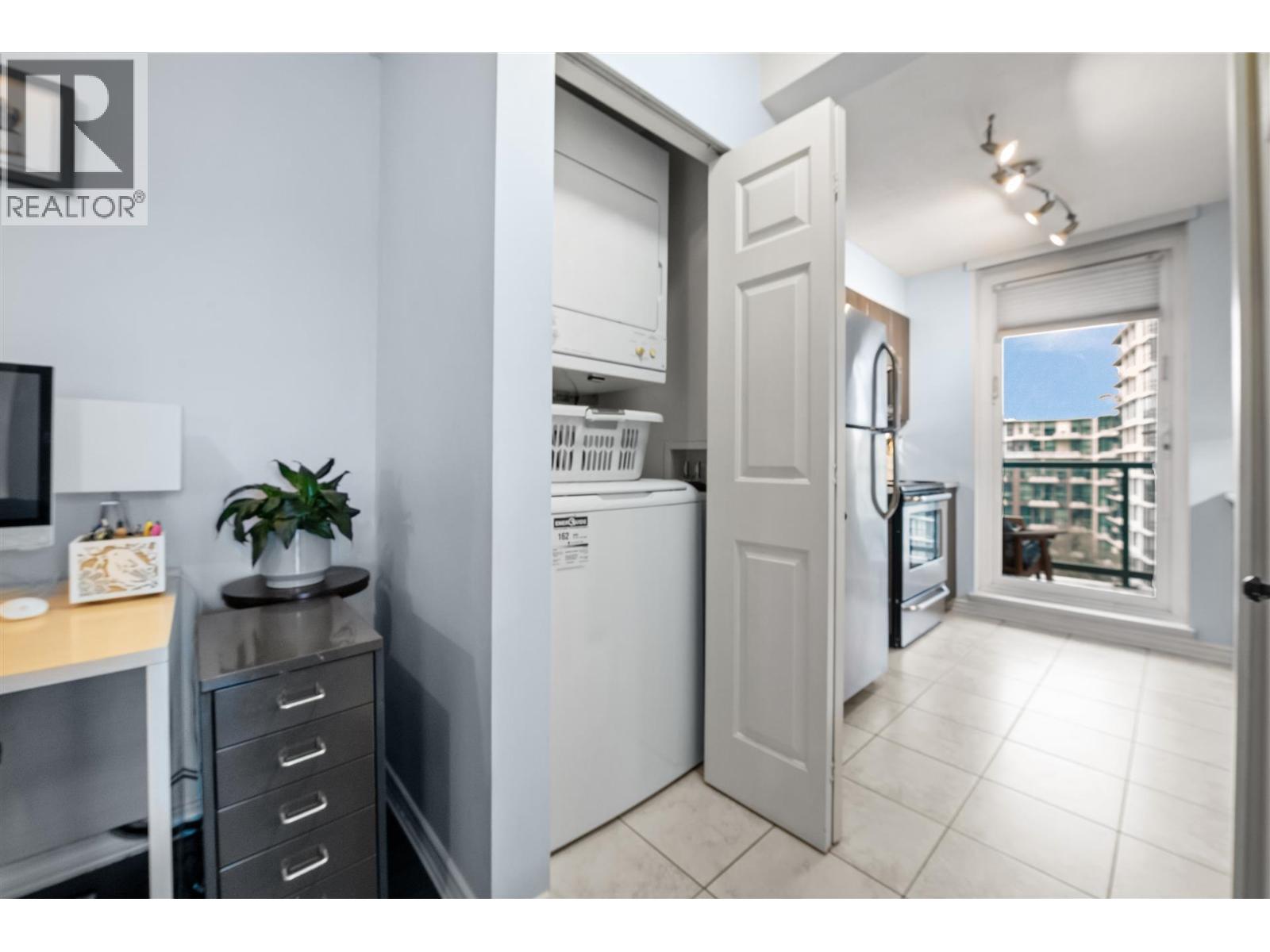 1006 10 Laguna Court, New Westminster, British Columbia  V3M 6W3 - Photo 21 - R3086483