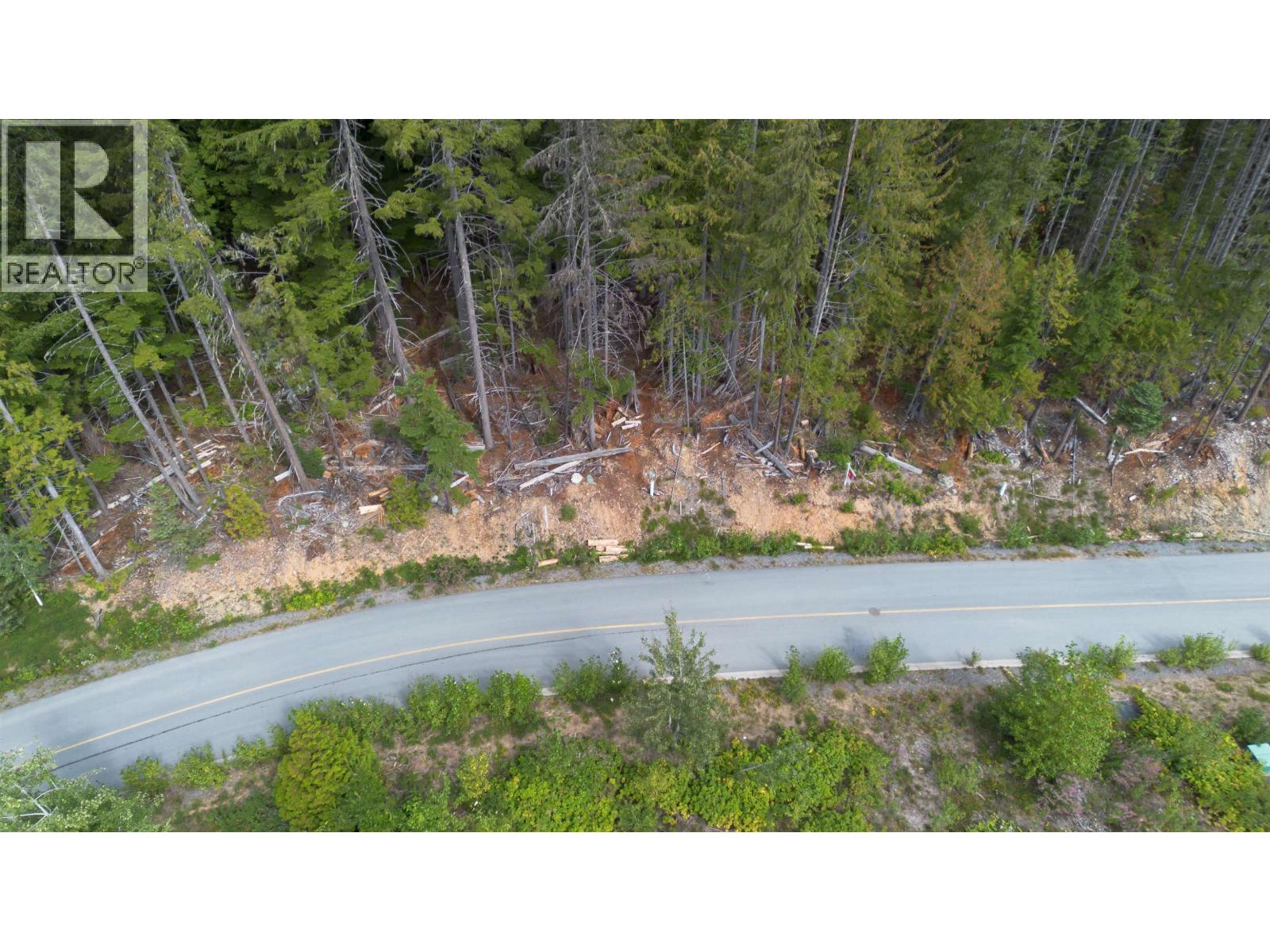 8566 Ashleigh Mcivor Drive, Whistler, British Columbia  V8E 1L9 - Photo 3 - R3101293