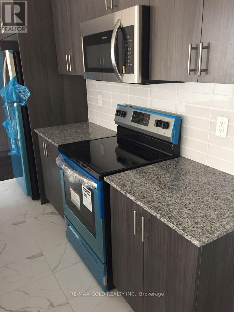 36 Brushwood Drive, Brampton, Ontario  L6Y 6G6 - Photo 16 - W12898364