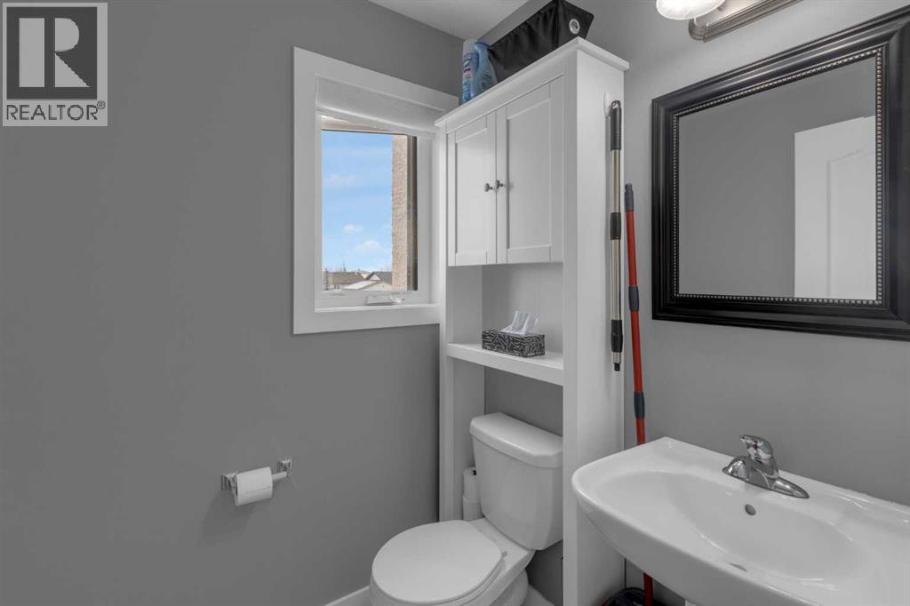 420 Strathcona Circle, Strathmore, Alberta  T1P 0B1 - Photo 17 - A2292181