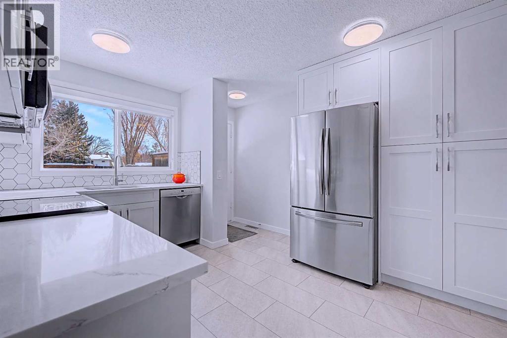 7, 2815 Palliser Drive SW, Calgary, Alberta  T2V 3S8 - Photo 5 - A2293677