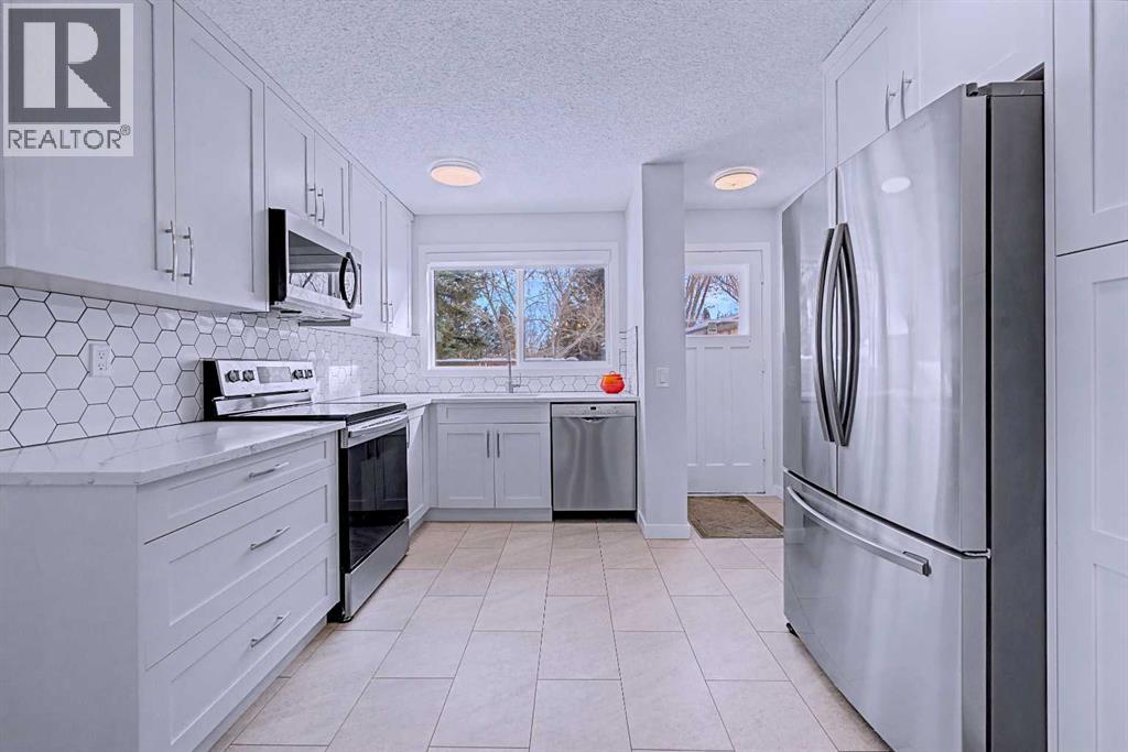 7, 2815 Palliser Drive SW, Calgary, Alberta  T2V 3S8 - Photo 4 - A2293677