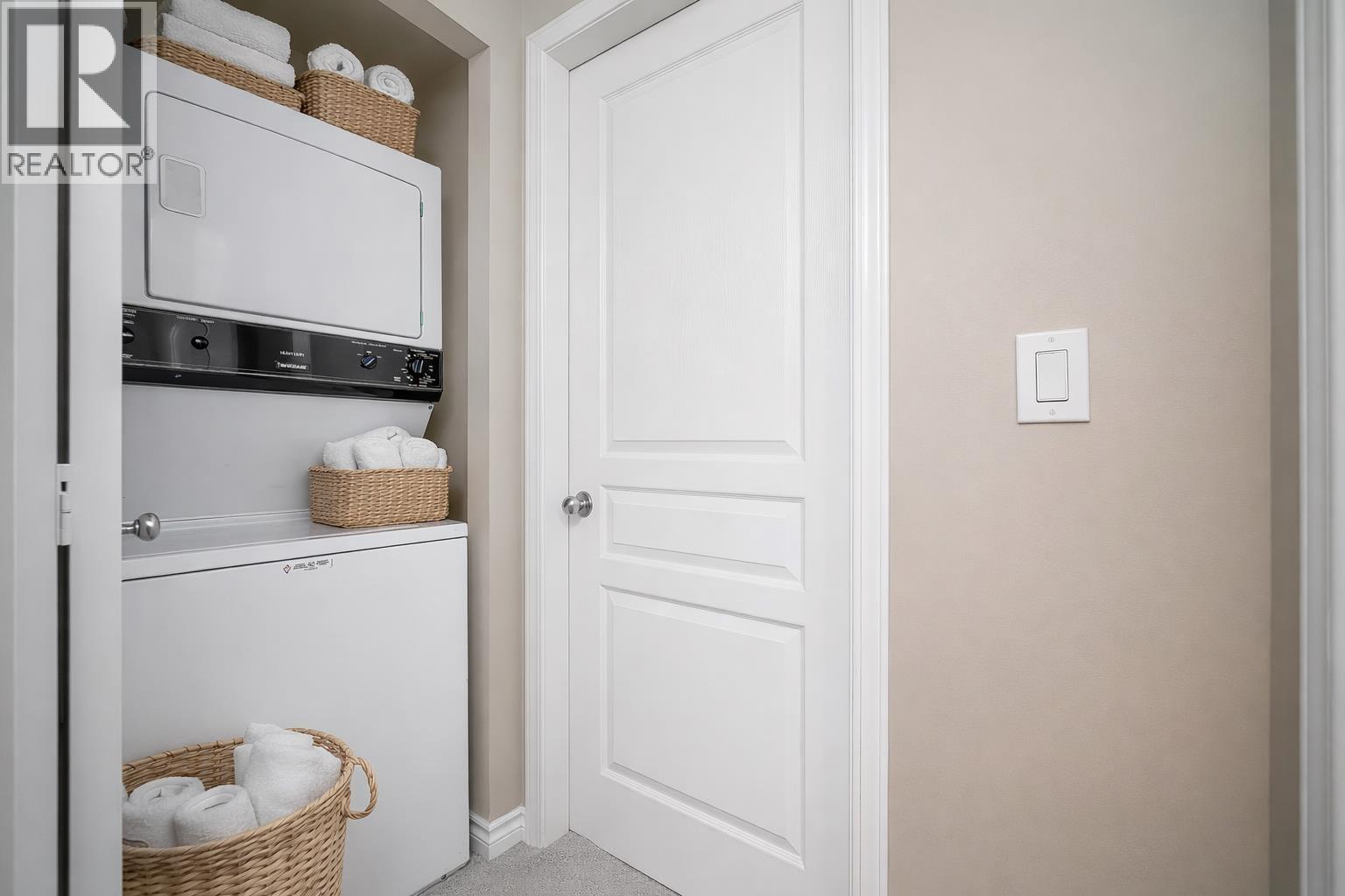 15 1015 Lynn Valley Road, North Vancouver, British Columbia  V7J 1Z6 - Photo 8 - R3101400