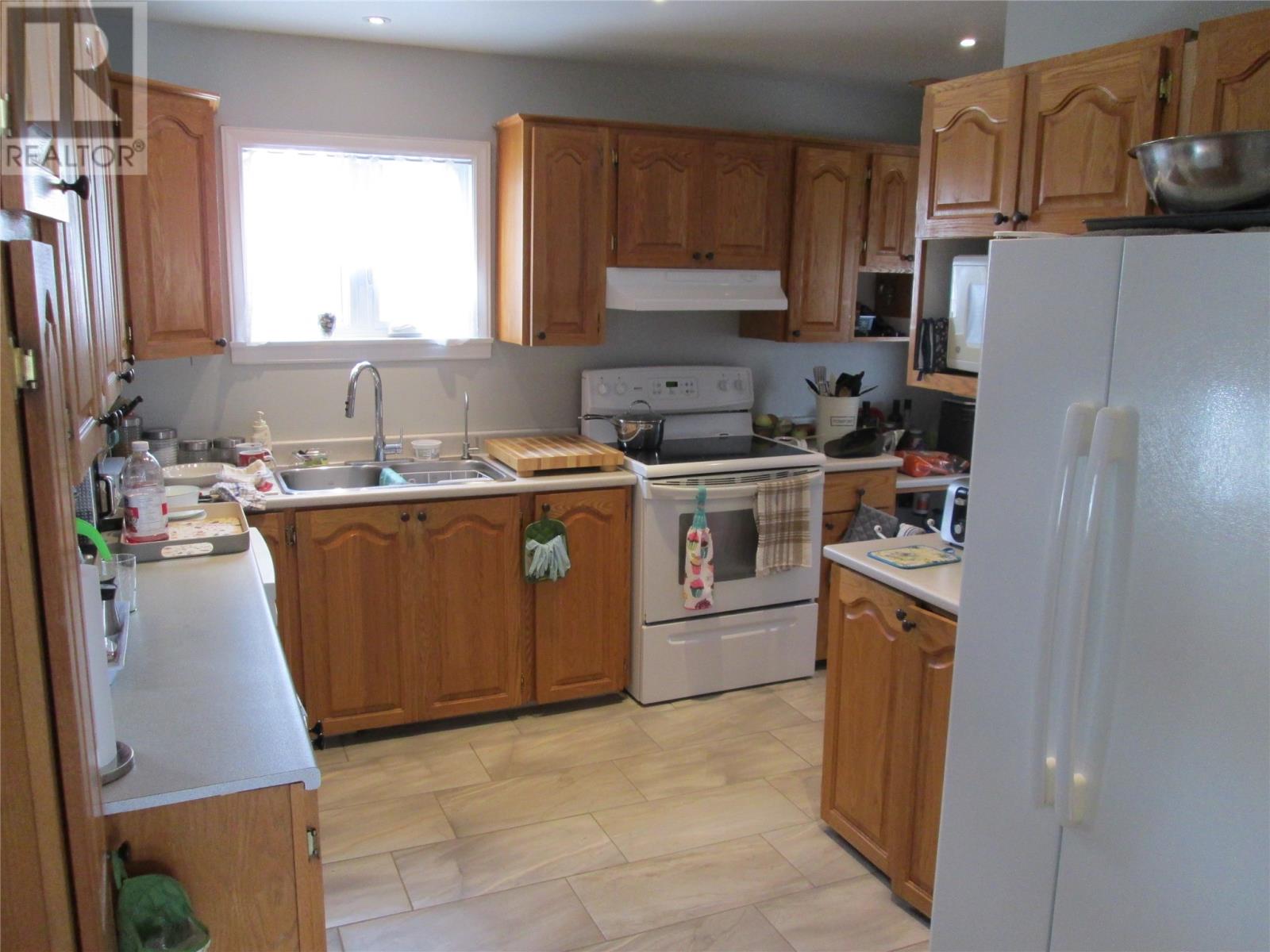 616 Main Street, Bishop's Falls, Newfoundland & Labrador  A0H 1C0 - Photo 8 - 1295393