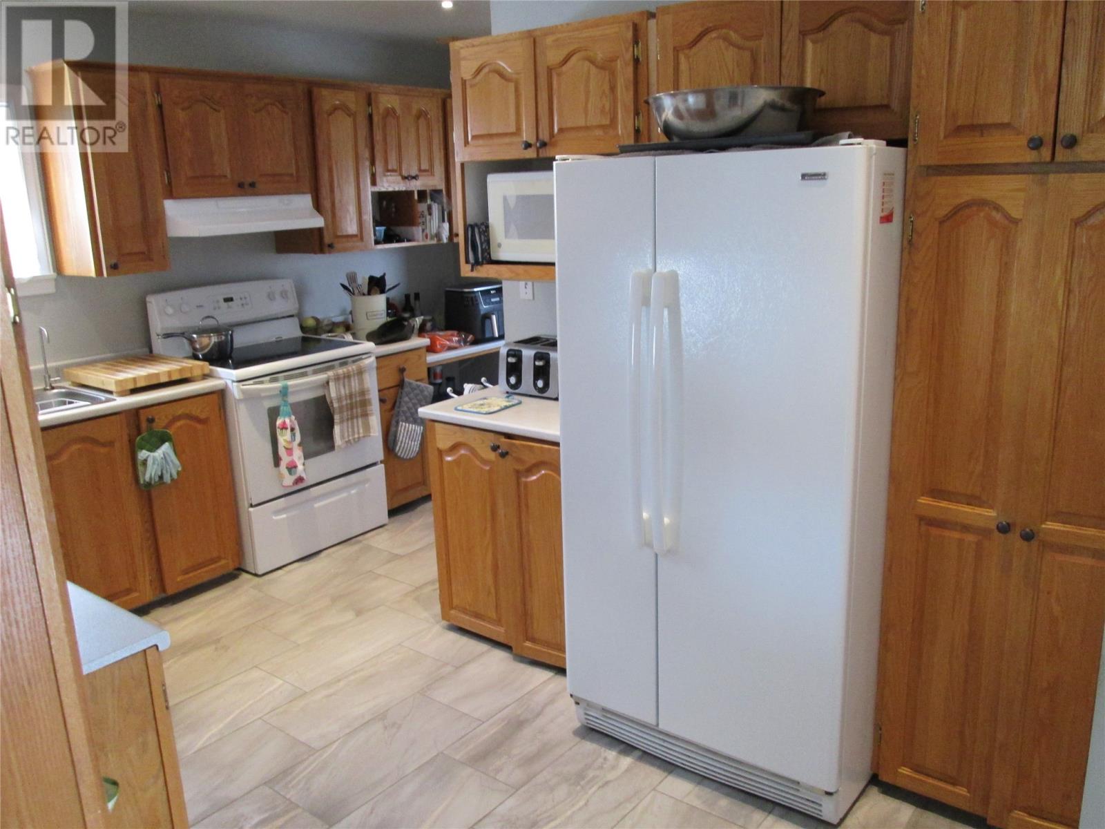 616 Main Street, Bishop's Falls, Newfoundland & Labrador  A0H 1C0 - Photo 9 - 1295393