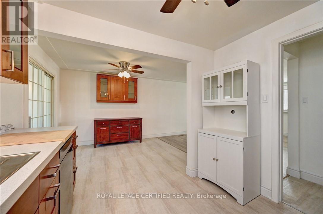 476 Prospect Avenue, Kitchener, Ontario  N2A 1E1 - Photo 41 - X12896198