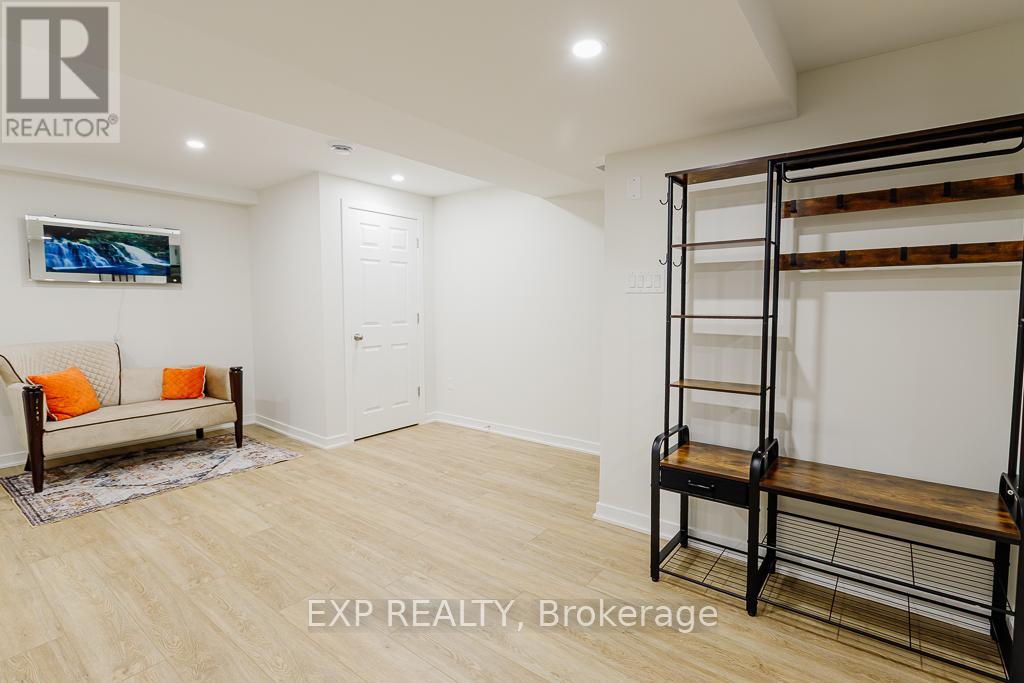 194 Willow Creek Circle, Ottawa, Ontario  K2G 7B1 - Photo 15 - X12900620