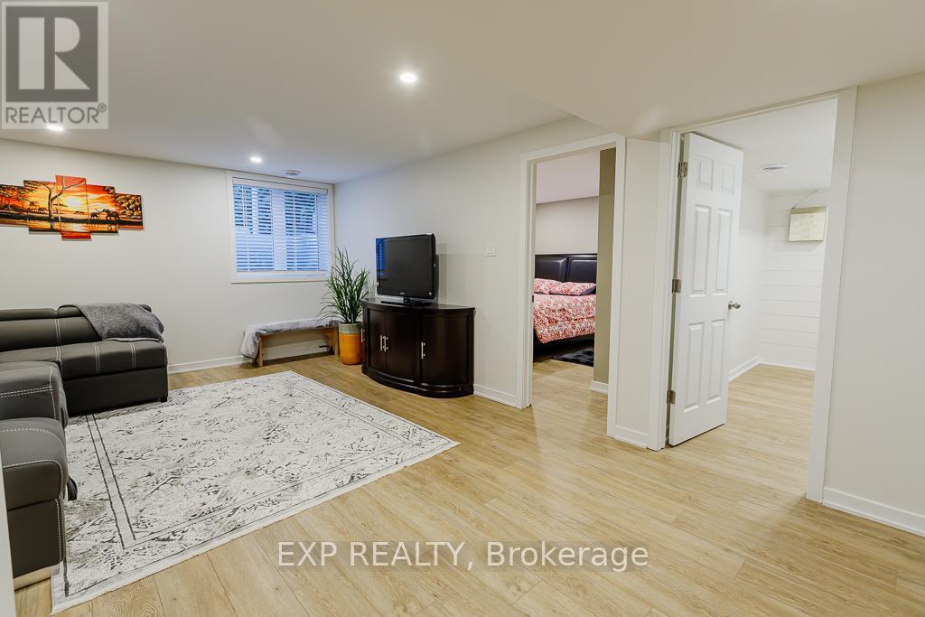 194 Willow Creek Circle, Ottawa, Ontario  K2G 7B1 - Photo 17 - X12900620