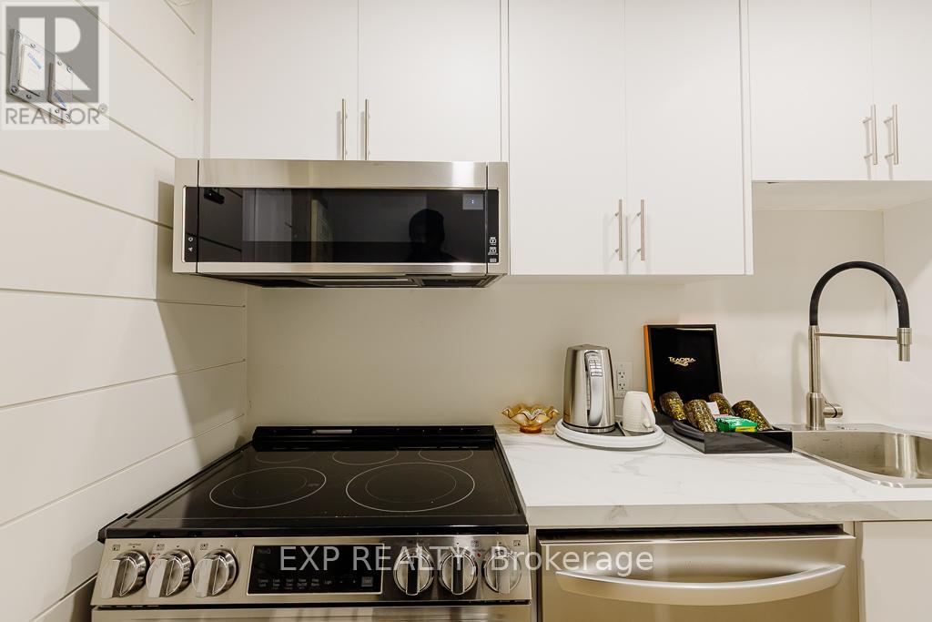 194 Willow Creek Circle, Ottawa, Ontario  K2G 7B1 - Photo 8 - X12900620