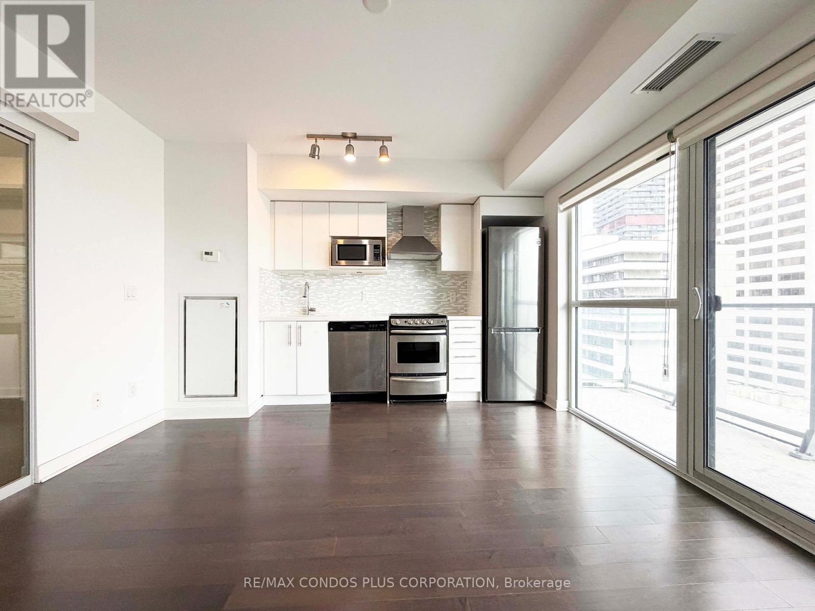 1508 - 58 Orchard View Boulevard, Toronto, Ontario  M4R 0A2 - Photo 3 - C12836056