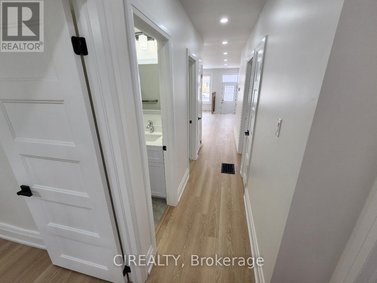 Main - 31 Bailey Crescent, Aurora (Aurora Highlands), Ontario  L4G 2B2 - Photo 18 - N12886208