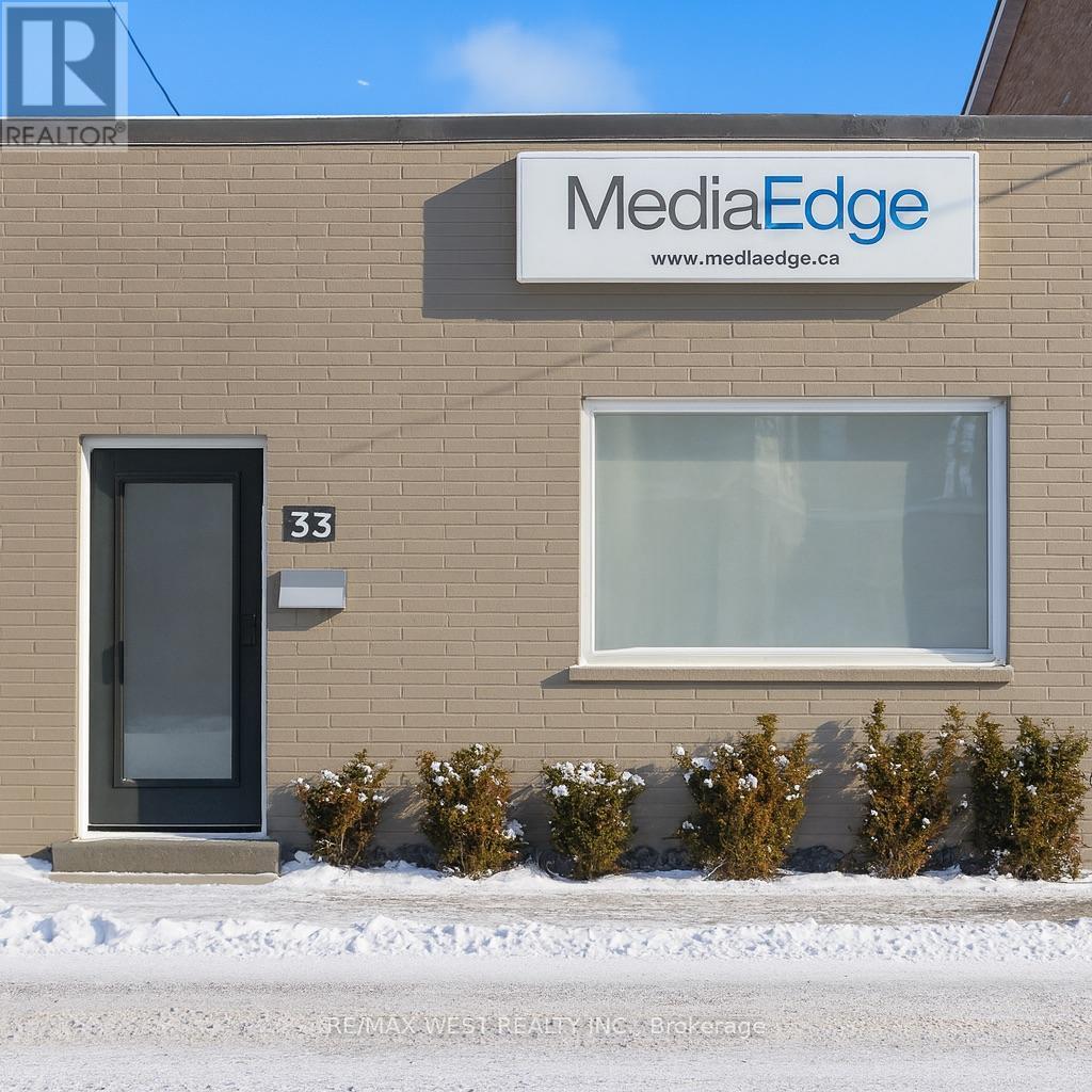 33 SOUTH STATION STREET, Toronto, Ontario