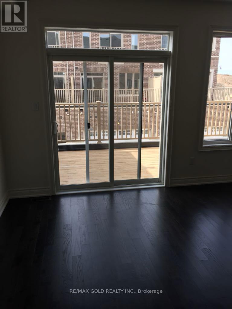 36 Brushwood Drive, Brampton, Ontario  L6Y 6G6 - Photo 31 - W12898364