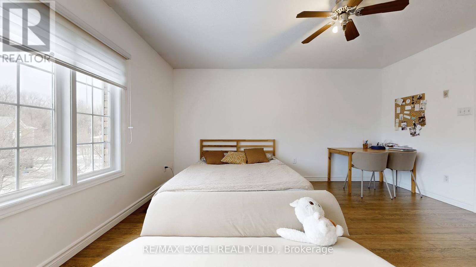 11 Royal Manor Crescent, Richmond Hill, Ontario  L4B 3N5 - Photo 15 - N12900676