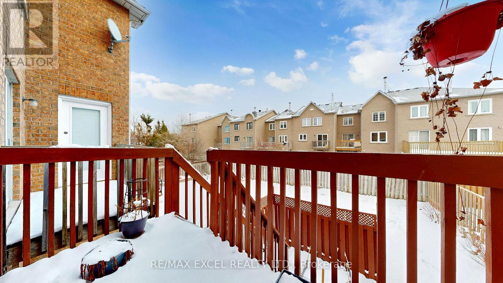 11 Royal Manor Crescent, Richmond Hill, Ontario  L4B 3N5 - Photo 28 - N12900676