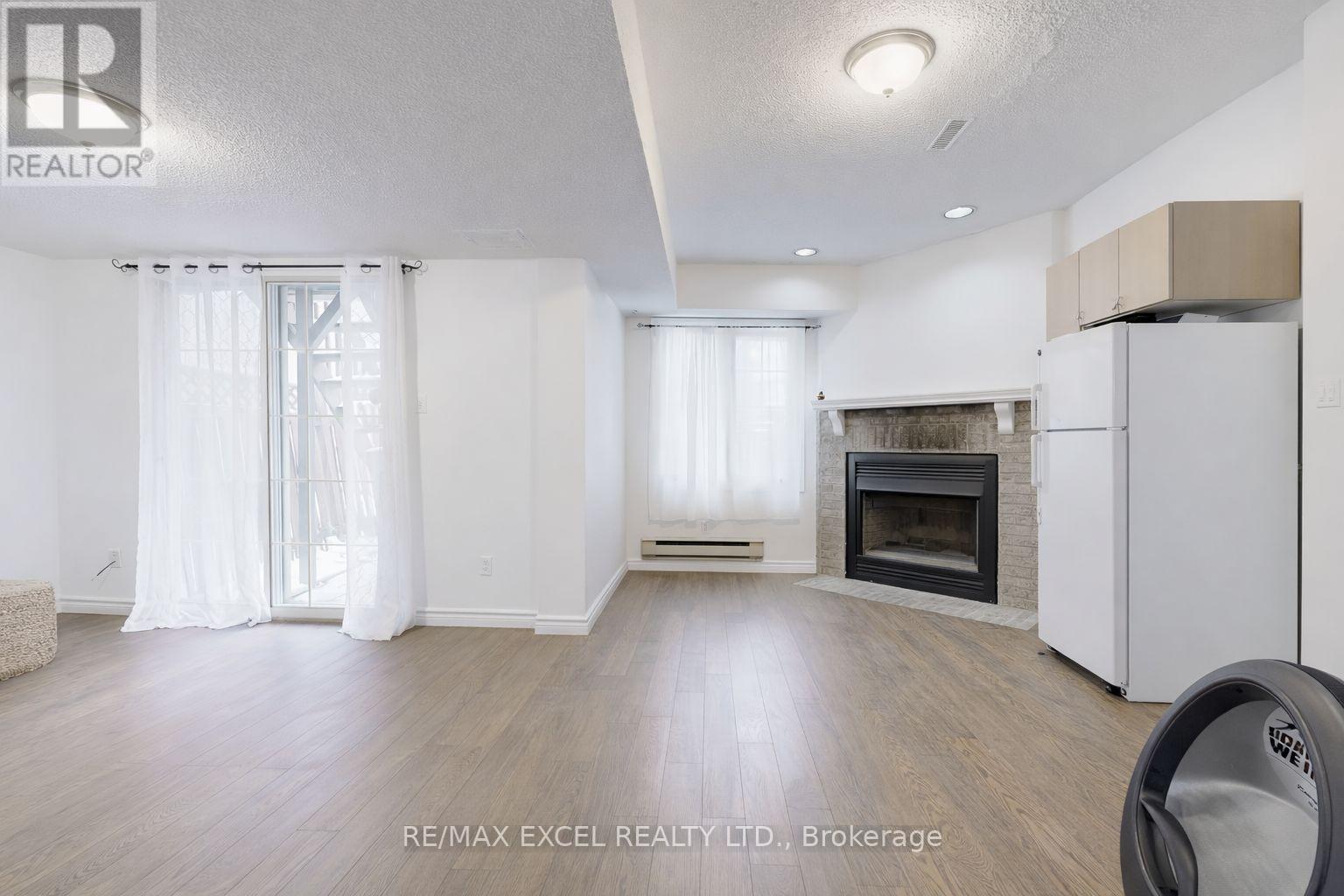 11 Royal Manor Crescent, Richmond Hill, Ontario  L4B 3N5 - Photo 34 - N12900676