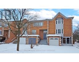 11 ROYAL MANOR CRESCENT, Richmond Hill, Ontario