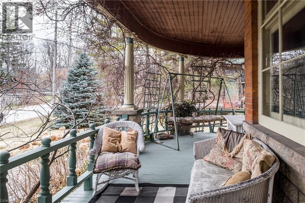 55 Cayley Street, Dundas, Ontario  L9H 2E6 - Photo 2 - 40812264