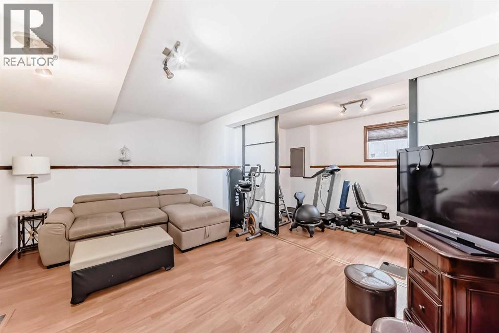 435 Coventry Road NE, Calgary, Alberta  T2K 5N1 - Photo 36 - A2290820