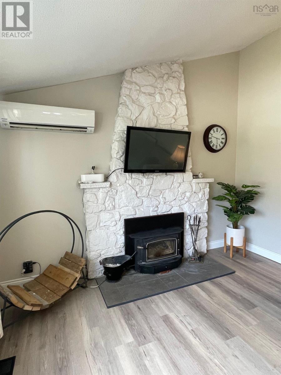 106 Morley Road, Portage, Nova Scotia  B1L 1E2 - Photo 17 - 202604964