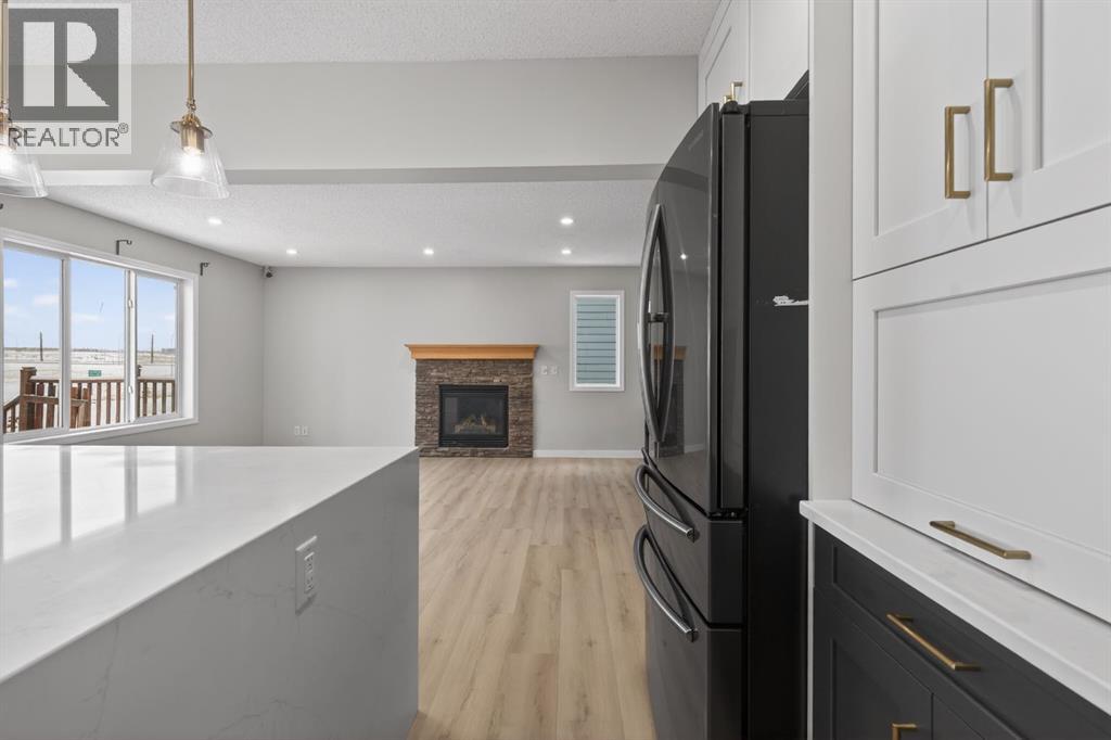 31 Bridlecrest Street Sw, Calgary, Alberta  T2Y 4Y5 - Photo 8 - A2293434