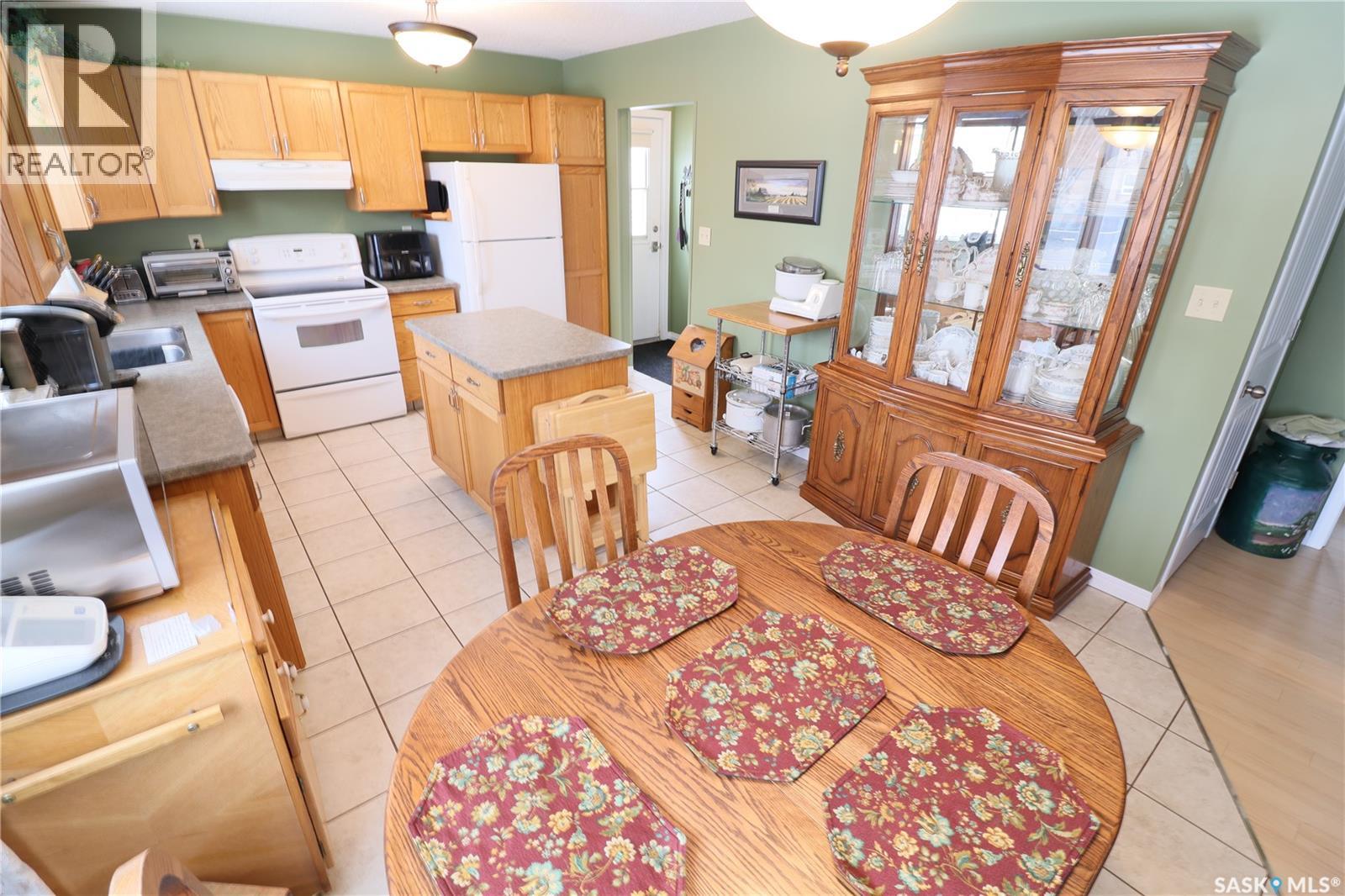 109 Railway Avenue, Dalmeny, Saskatchewan  S0K 1E0 - Photo 6 - SK030866