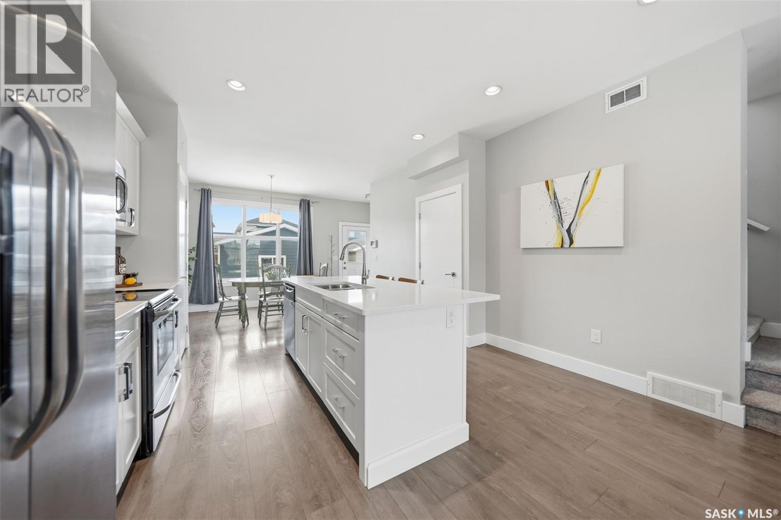 668 Meadows Boulevard, Saskatoon, Saskatchewan  S7V 0M5 - Photo 6 - SK030853