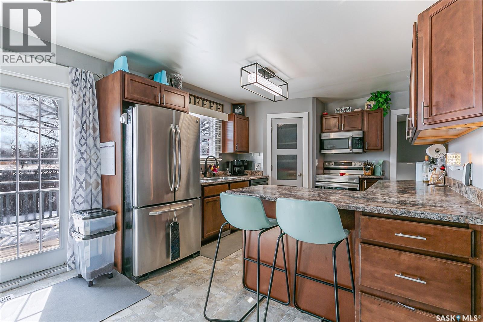 35 Cooper Crescent, Regina, Saskatchewan  S4R 4J8 - Photo 7 - SK030711