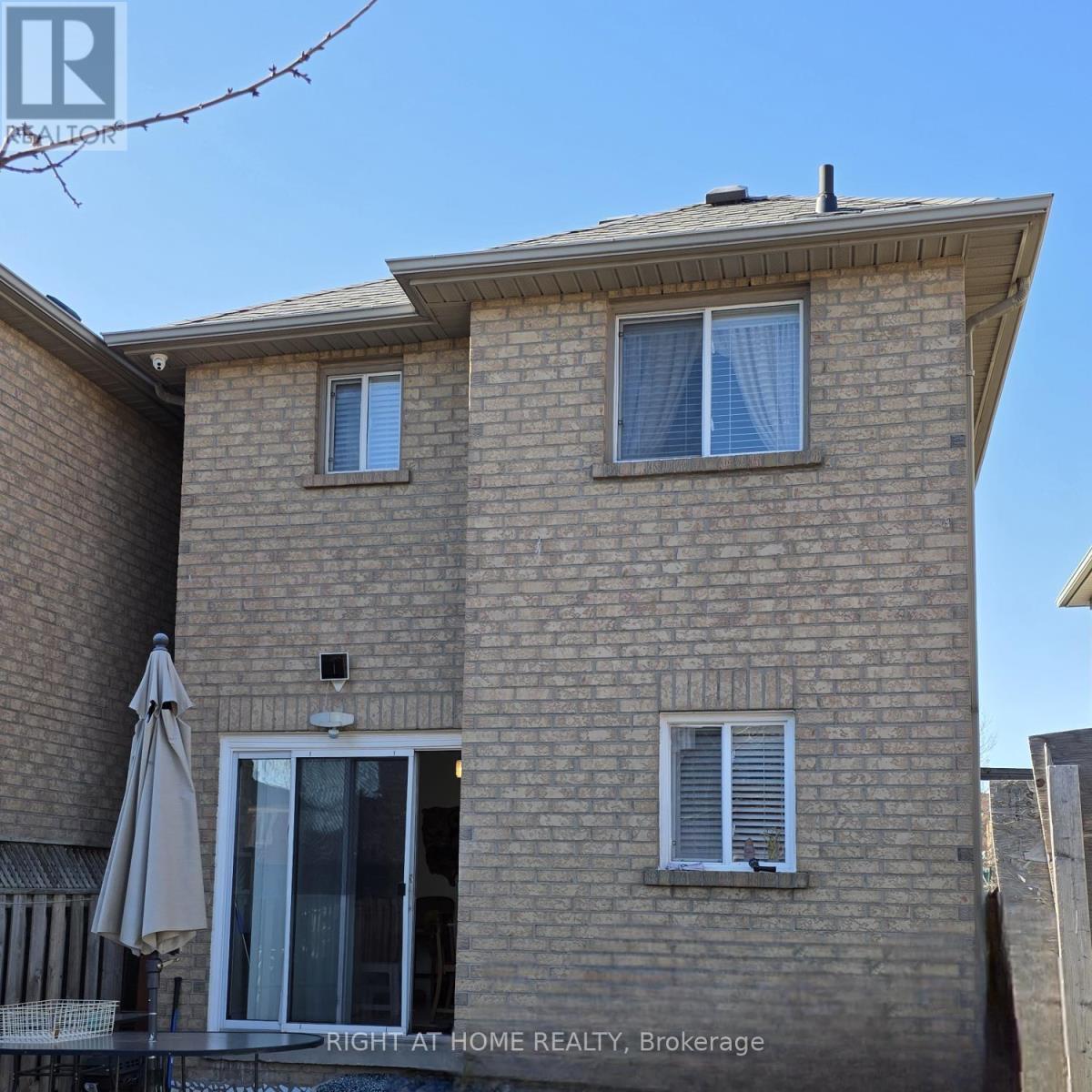 734 Spanish Moss Trail W, Mississauga, Ontario  L5W 1E6 - Photo 30 - W12873586