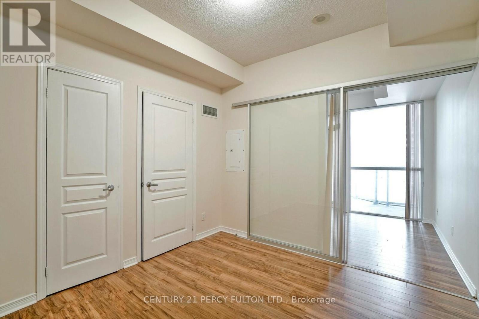 2211 - 352 Front Street W, Toronto (Waterfront Communities), Ontario  M5V 0K3 - Photo 15 - C12893542