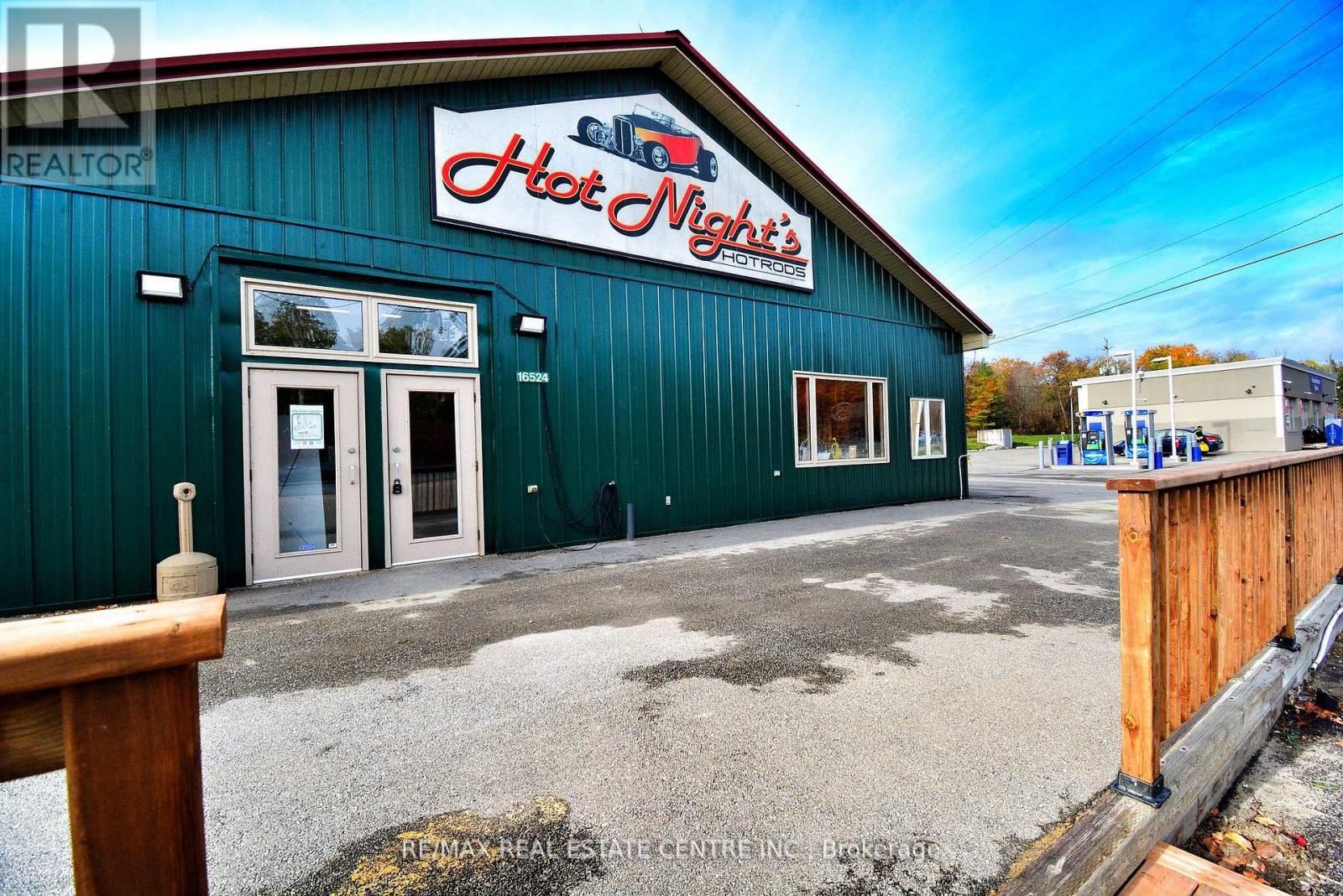 16524 Hurontario Street, Caledon, Ontario  L0N 1C0 - Photo 3 - W12900612