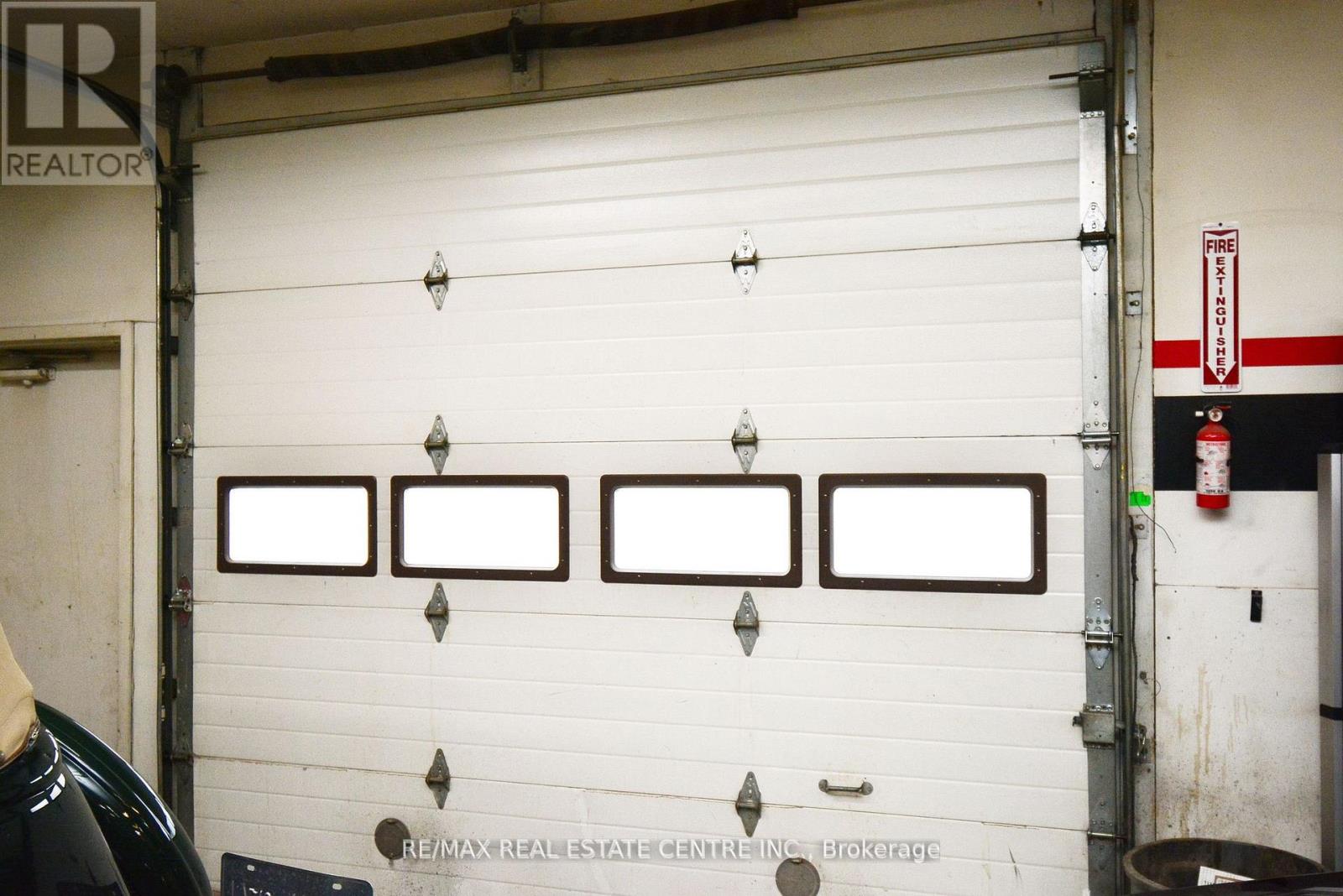 16524 Hurontario Street, Caledon, Ontario  L0N 1C0 - Photo 7 - W12900612