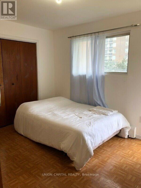 2 - 2015 Davenport Road, Toronto, Ontario  M6N 1C5 - Photo 4 - W12900656